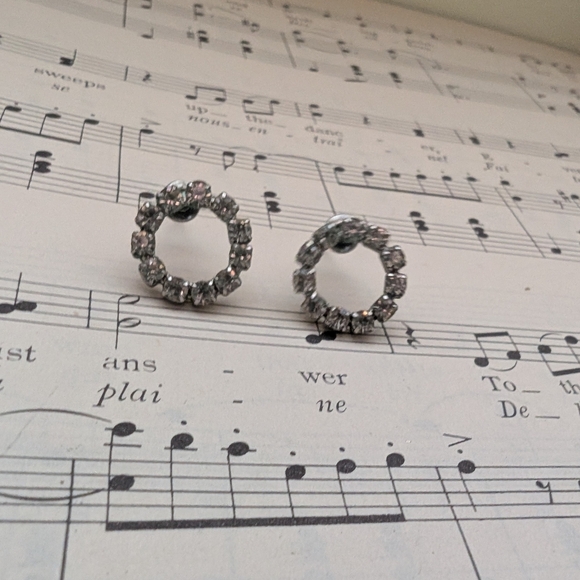 Vintage Silver Crystal Hoop Earrings - Picture 7 of 7